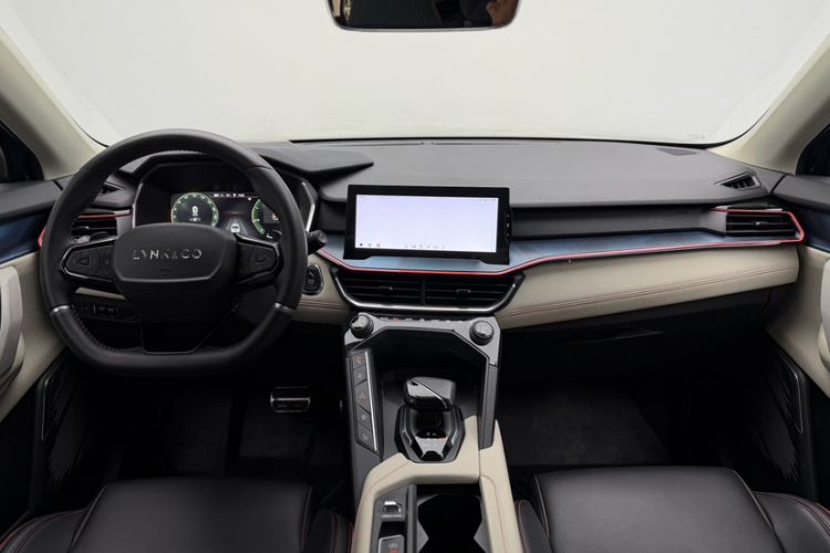 Used Lynk & Co 06 2020 1.5T YAO Halo Interior 1