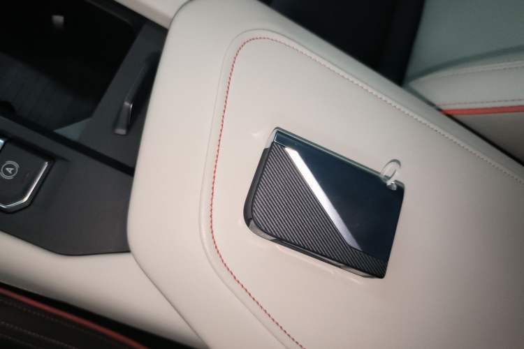 Used Lynk & Co 06 2020 1.5T YAO Halo Interior 1