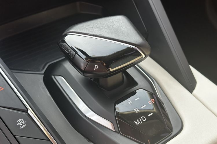 Used Lynk & Co 06 2020 1.5T YAO Halo Interior 12