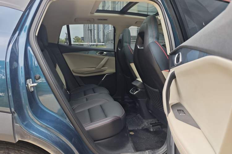 Used Lynk & Co 06 2020 1.5T YAO Halo Interior 12