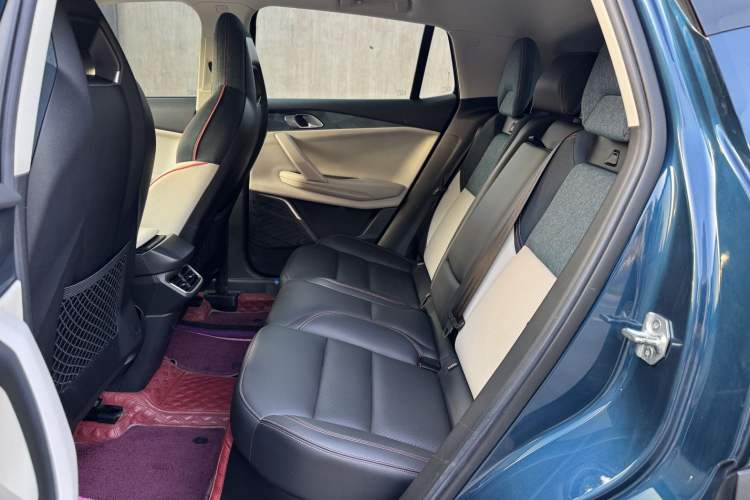 Used Lynk & Co 06 2020 1.5T YAO Halo Interior 2