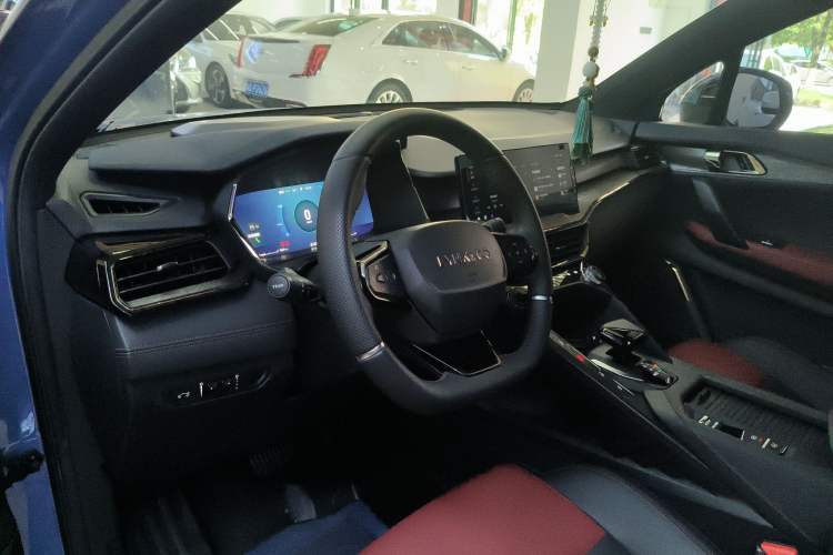 Used Lynk & Co 06 2020 1.5T JinPro model Interior 2