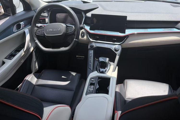 Used Lynk & Co 06 2020 1.5T YAO Halo Interior 2