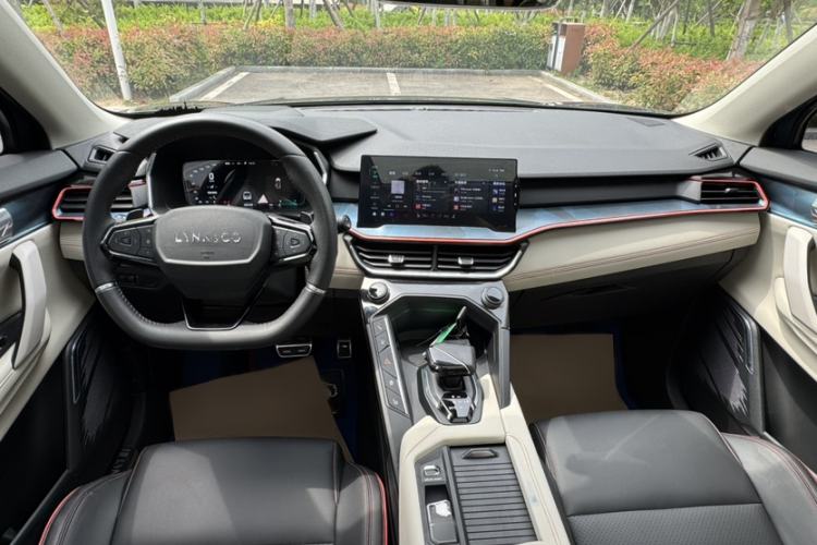 Used Lynk & Co 06 2020 1.5T YAO Halo Interior 3