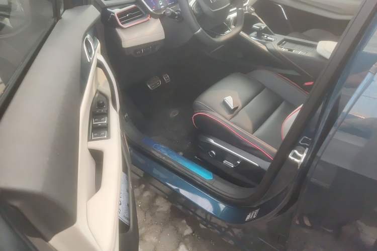 Used Lynk & Co 06 2020 1.5T YAO Halo Interior 3