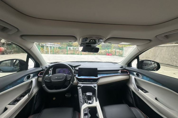Used Lynk & Co 06 2020 1.5T YAO Halo Interior 4