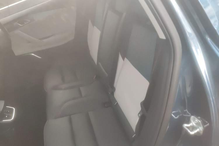 Used Lynk & Co 06 2020 1.5T YAO Halo Interior 4