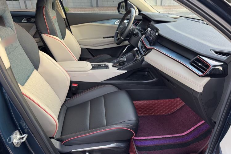 Used Lynk & Co 06 2020 1.5T YAO Halo Interior 5