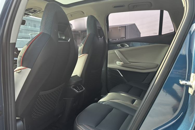 Used Lynk & Co 06 2020 1.5T YAO Halo Interior 5