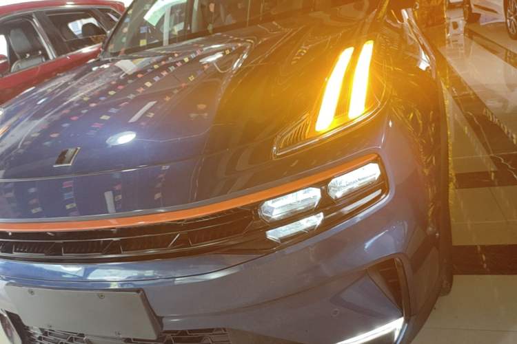Used Lynk & Co 06 2020 1.5T YAO Halo Left Front Headlight