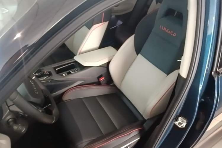 Used Lynk & Co 06 2020 1.5T YAO Halo Left Front Seat