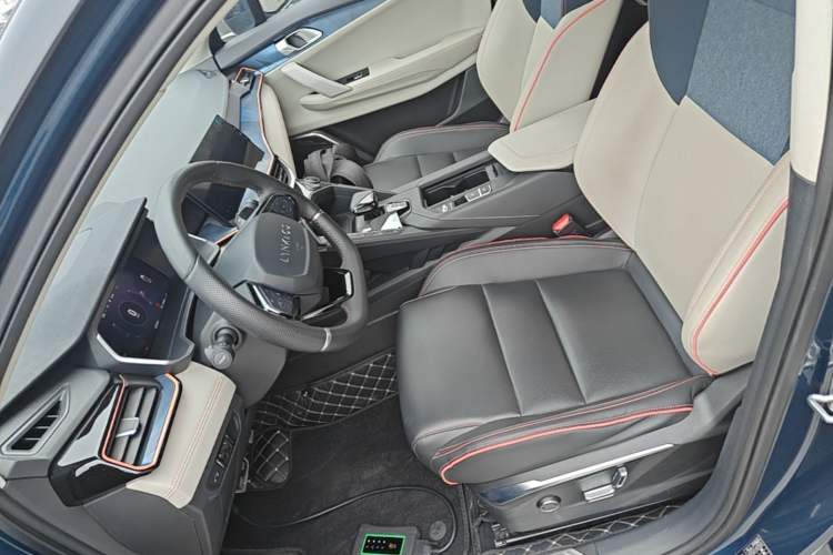Used Lynk & Co 06 2020 1.5T YAO Halo Left Front Seat