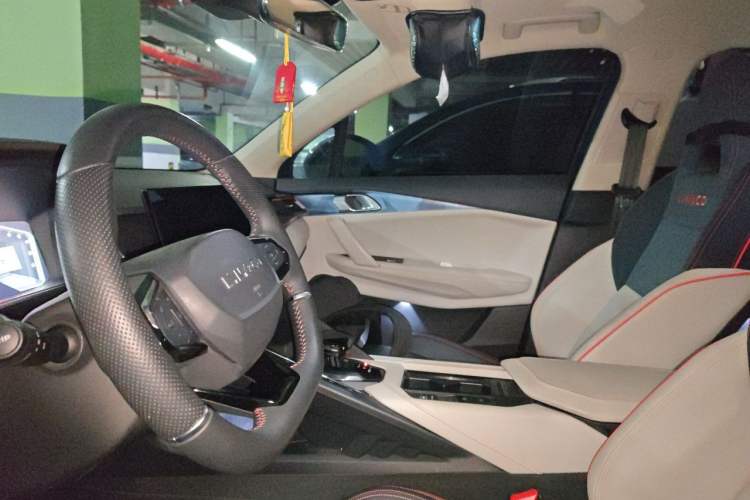 Used Lynk & Co 06 2020 1.5T YAO Halo Left Front Seat