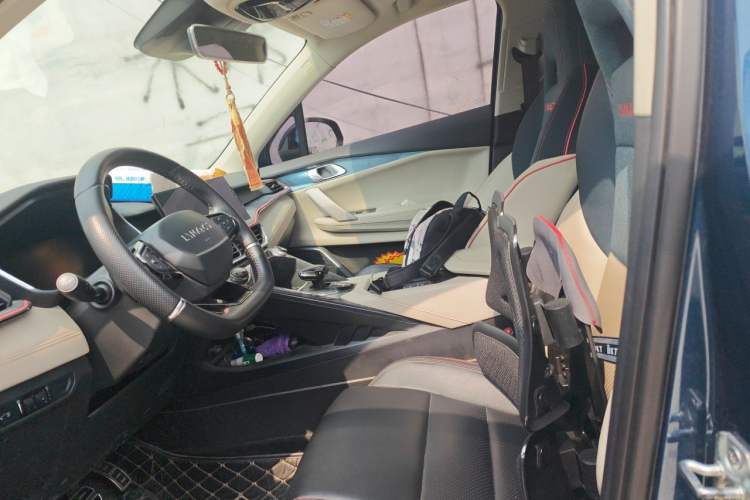 Used Lynk & Co 06 2020 1.5T YAO Halo Left Front Seat