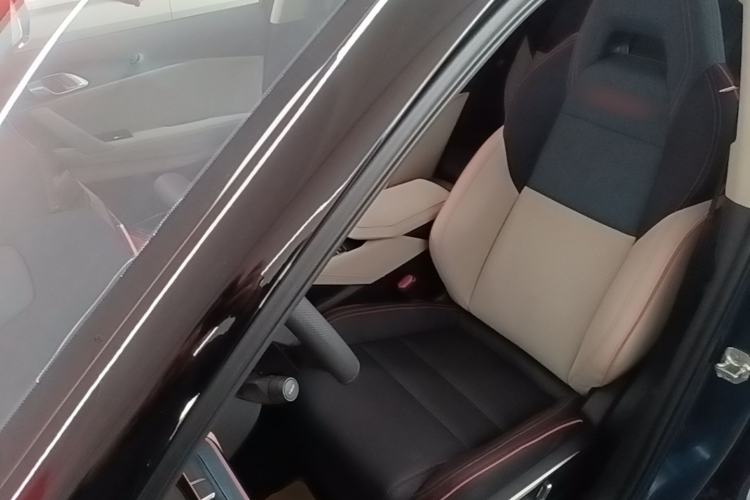 Used Lynk & Co 06 2020 1.5T YAO Halo Left Front Seat