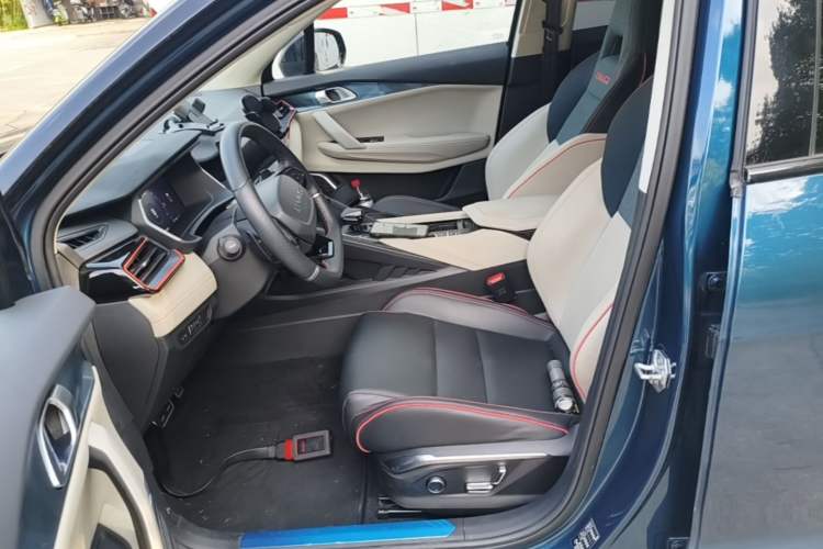 Used Lynk & Co 06 2020 1.5T YAO Halo Left Front Seat