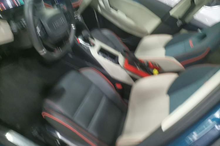 Used Lynk & Co 06 2020 1.5T YAO Halo Left Front Seat