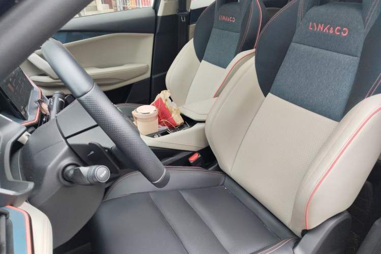 Used Lynk & Co 06 2020 1.5T Tech Pioneer Edition Left Front Seat