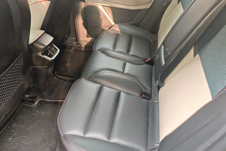 Used Lynk & Co 06 2020 1.5T YAO Halo Left Rear Seat