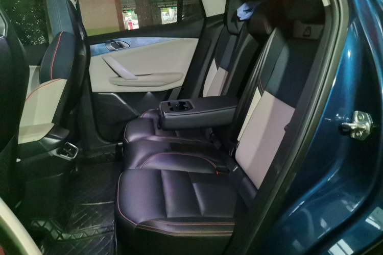 Used Lynk & Co 06 2020 1.5T YAO Halo Left Rear Seat