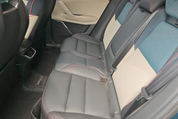 Used Lynk & Co 06 2020 1.5T YAO Halo Left Rear Seat