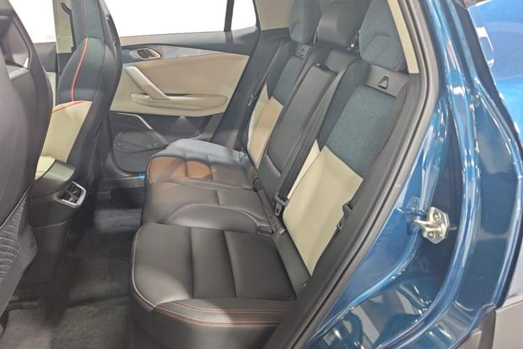 Used Lynk & Co 06 2020 1.5T YAO Halo Left Rear Seat