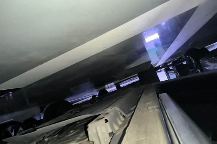 Used Lynk & Co 06 2020 1.5T Tech Pioneer Edition Left Side Sill