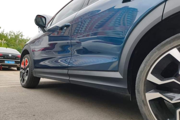 Used Lynk & Co 06 2020 1.5T YAO Halo Left Side Sill
