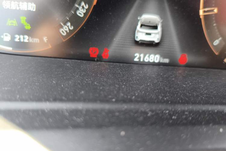 Used Lynk & Co 06 2020 1.5T YAO Halo Odometer Close Up