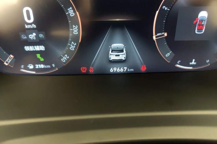 Used Lynk & Co 06 2020 1.5T YAO Halo Odometer Close Up