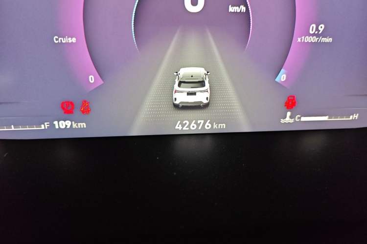 Used Lynk & Co 06 2020 1.5T YAO Halo Odometer Close Up