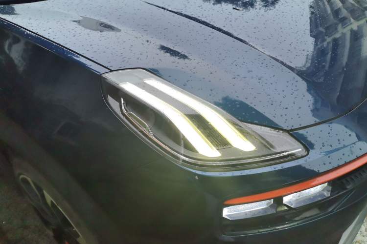 Used Lynk & Co 06 2020 1.5T YAO Halo Right Front Headlight