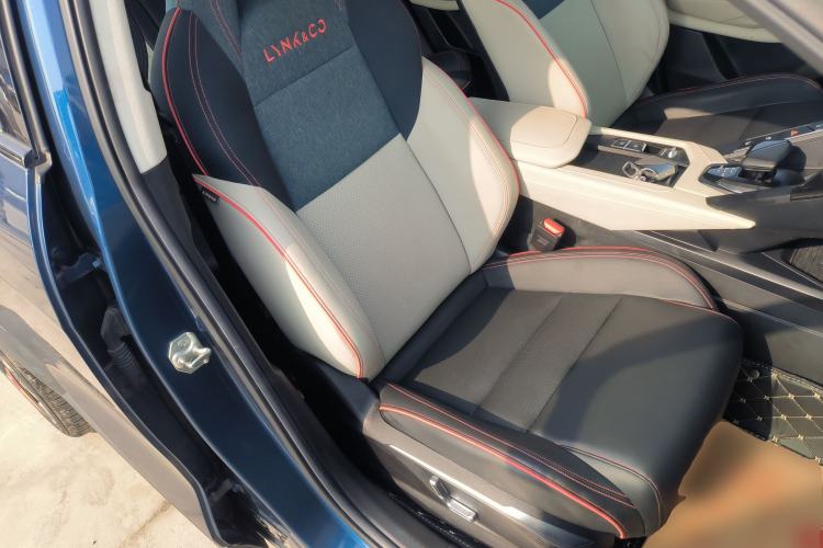 Used Lynk & Co 06 2020 1.5T YAO Halo Right Front Seat
