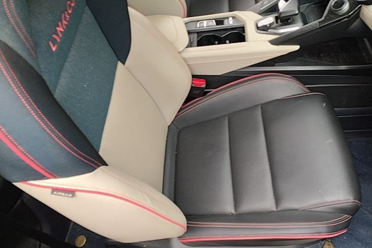 Used Lynk & Co 06 2020 1.5T YAO Halo Right Front Seat