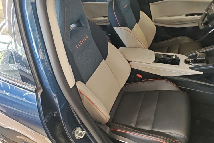 Used Lynk & Co 06 2020 1.5T YAO Halo Right Front Seat