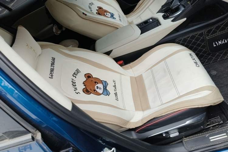 Used Lynk & Co 06 2020 1.5T YAO Halo Right Front Seat