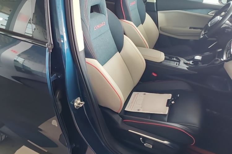 Used Lynk & Co 06 2020 1.5T YAO Halo Right Front Seat