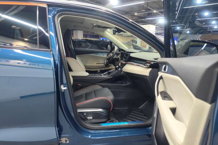 Used Lynk & Co 06 2020 1.5T YAO Halo Right Front Seat