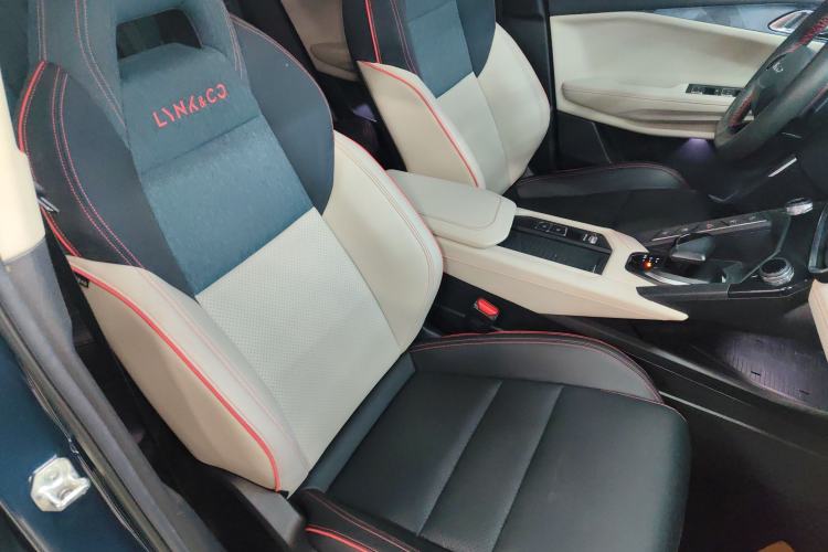 Used Lynk & Co 06 2020 1.5T YAO Halo Right Front Seat