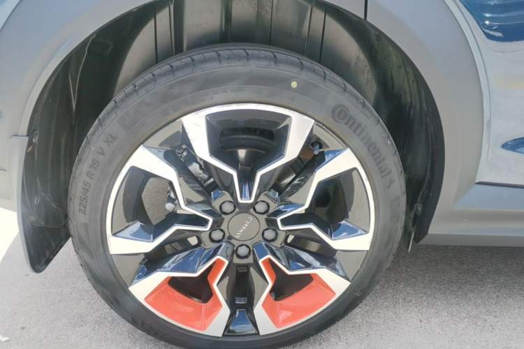 Used Lynk & Co 06 2020 1.5T YAO Halo Right Rear Wheel Hub