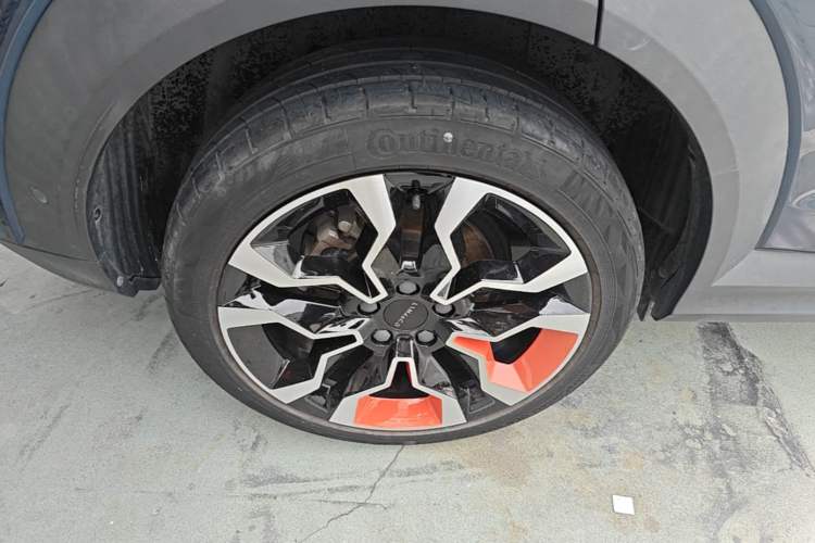 Used Lynk & Co 06 2020 1.5T YAO Halo Right Rear Wheel Hub