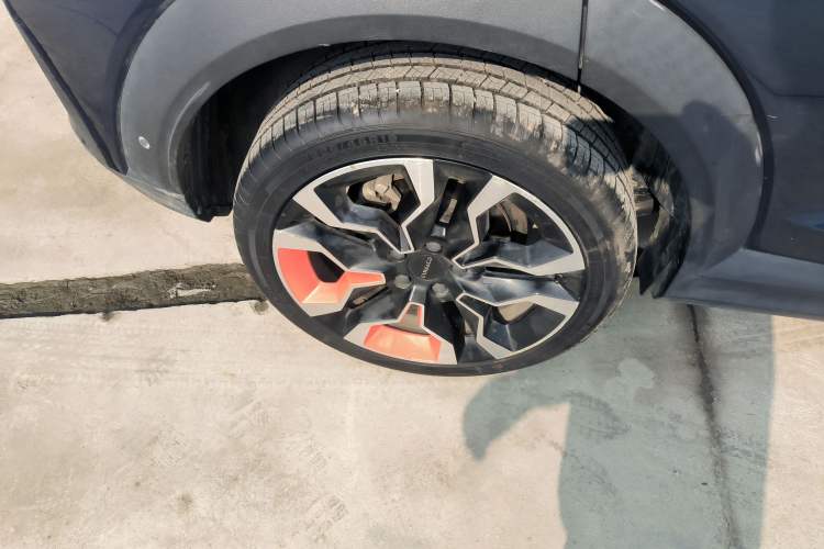Used Lynk & Co 06 2020 1.5T YAO Halo Right Rear Wheel Hub