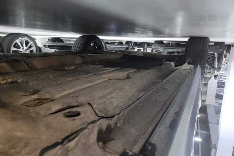 Used Lynk & Co 06 2020 1.5T YAO Halo Right Side Sill