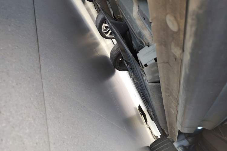 Used Lynk & Co 06 2020 1.5T YAO Halo Right Side Sill