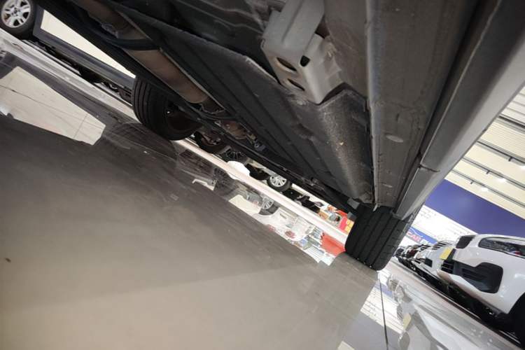 Used Lynk & Co 06 2020 1.5T YAO Halo Right Side Sill