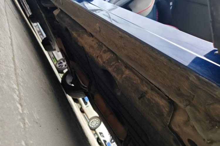 Used Lynk & Co 06 2020 1.5T YAO Halo Right Side Sill