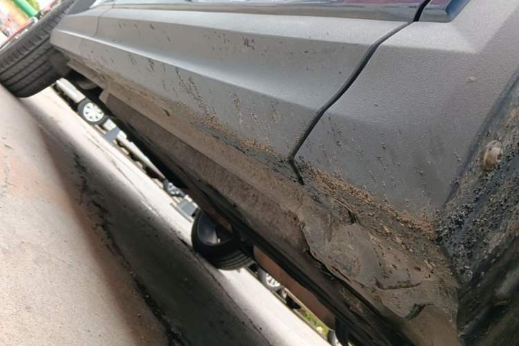 Used Lynk & Co 06 2020 1.5T YAO Halo Right Side Sill
