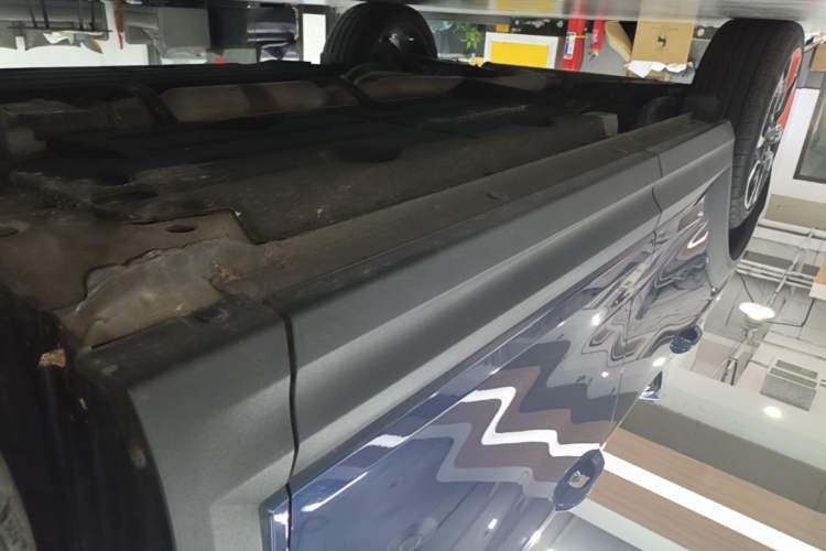 Used Lynk & Co 06 2020 1.5T YAO Halo Right Side Sill