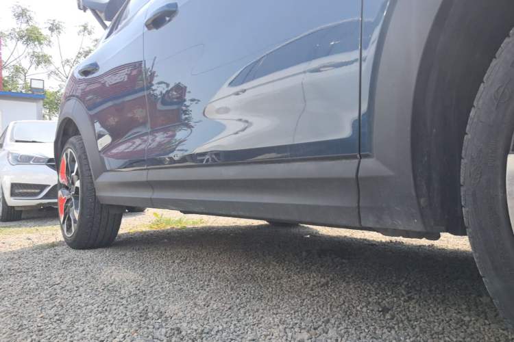 Used Lynk & Co 06 2020 1.5T YAO Halo Right Side Sill