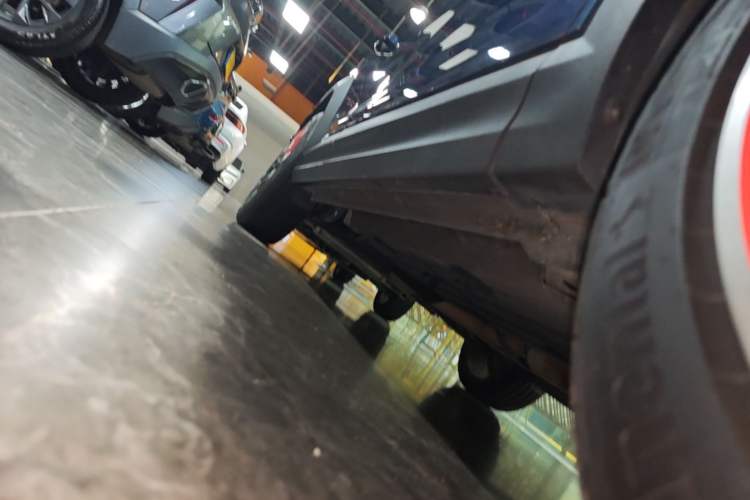 Used Lynk & Co 06 2020 1.5T YAO Halo Right Side Sill